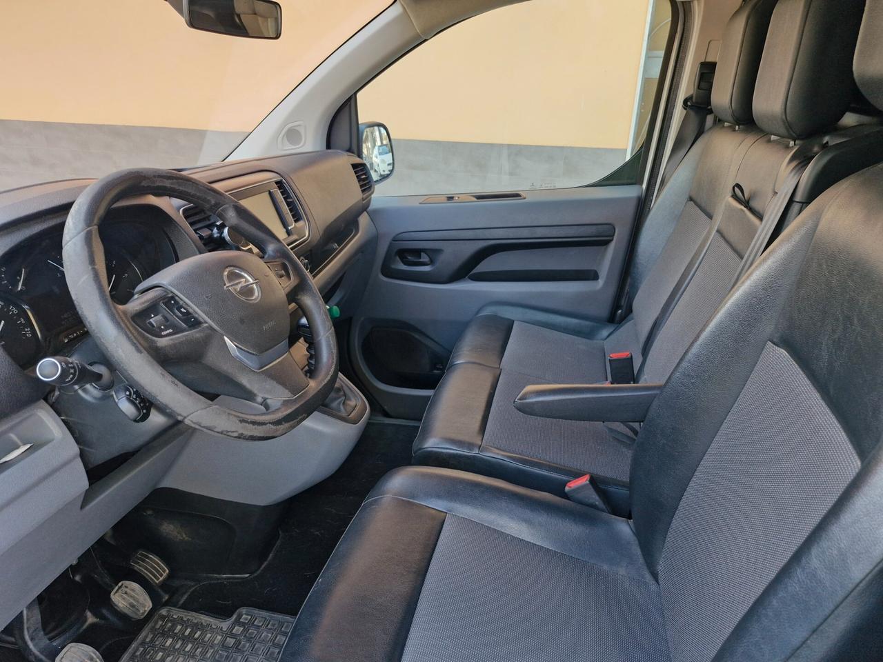 Opel Vivaro 1.5 Cdti lungo