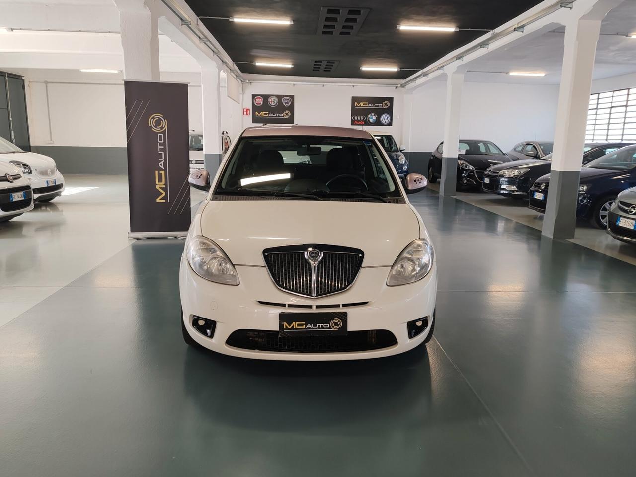 Lancia Ypsilon 1.2 69 CV Gpl