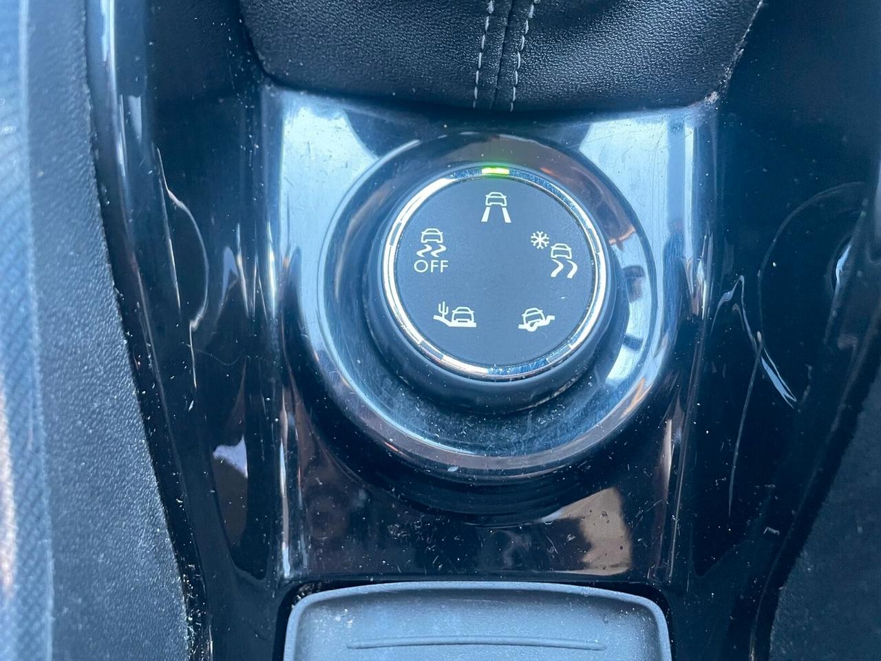 Peugeot 2008 1.6 e-HDi 92 CV Stop&Start Urban Cross