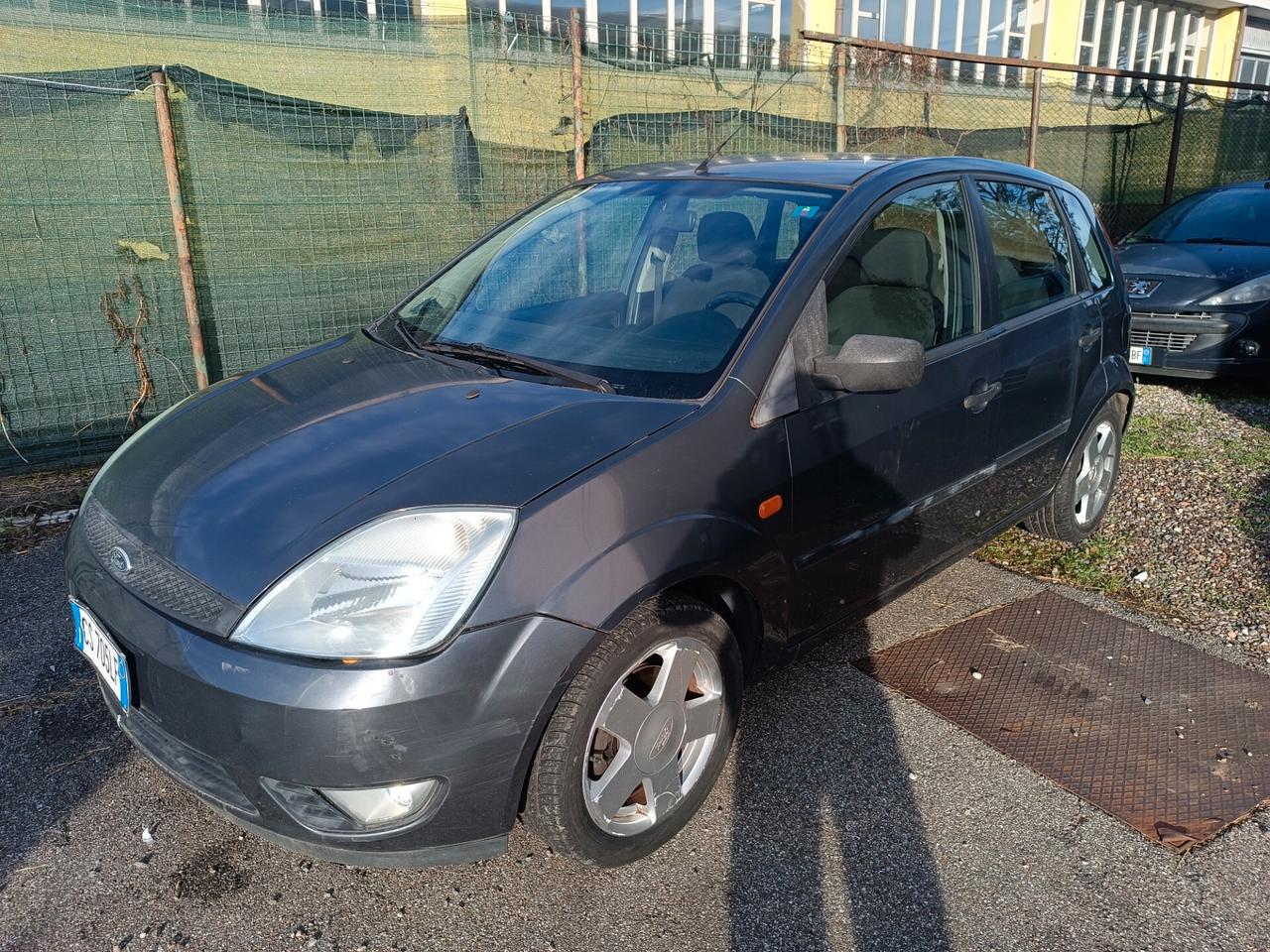 Ford Fiesta 1.2 16V 5p. Zetec