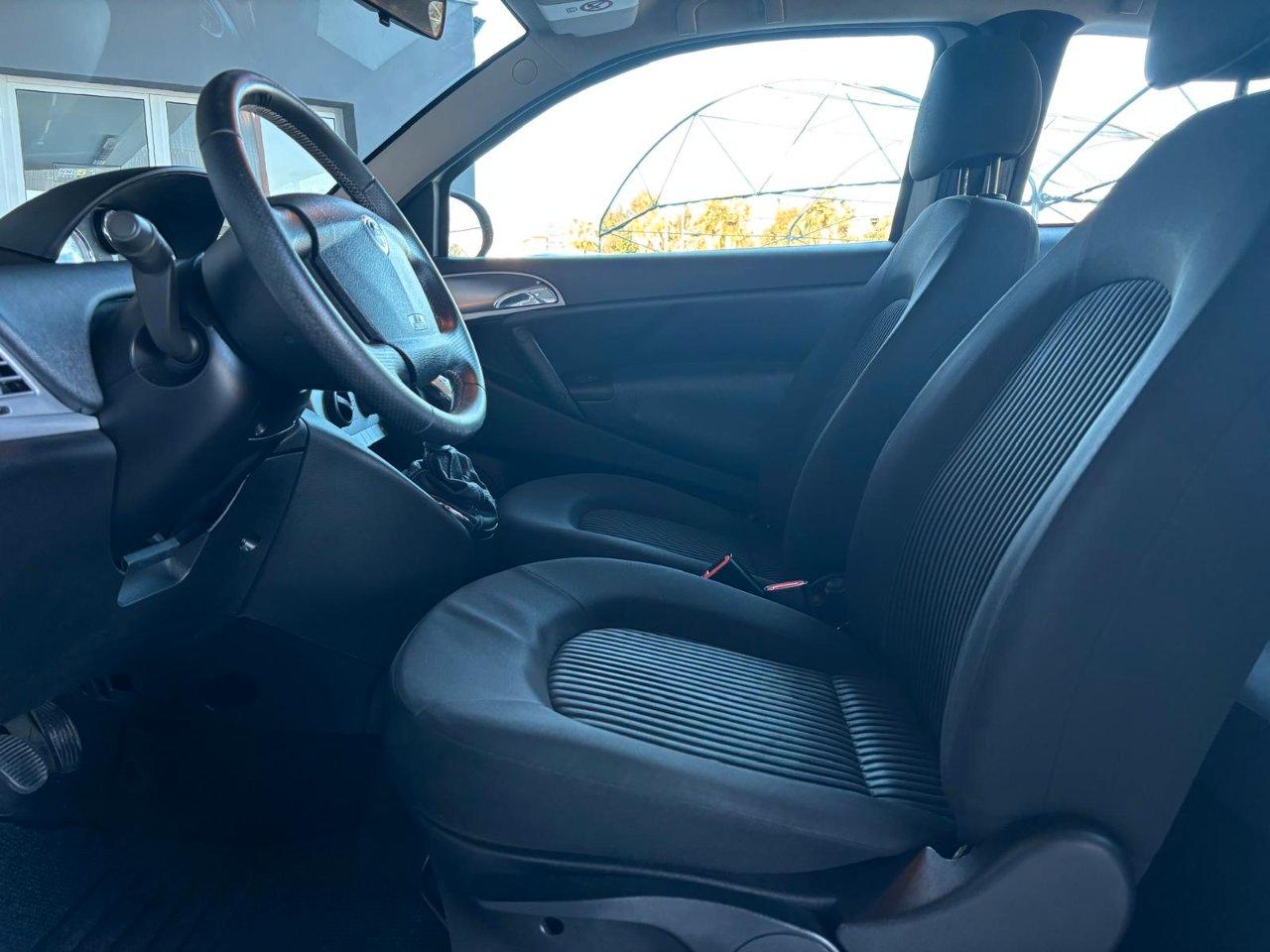 Lancia Ypsilon 3 Porte Ypsilon 1.2 8v Platinum 69cv