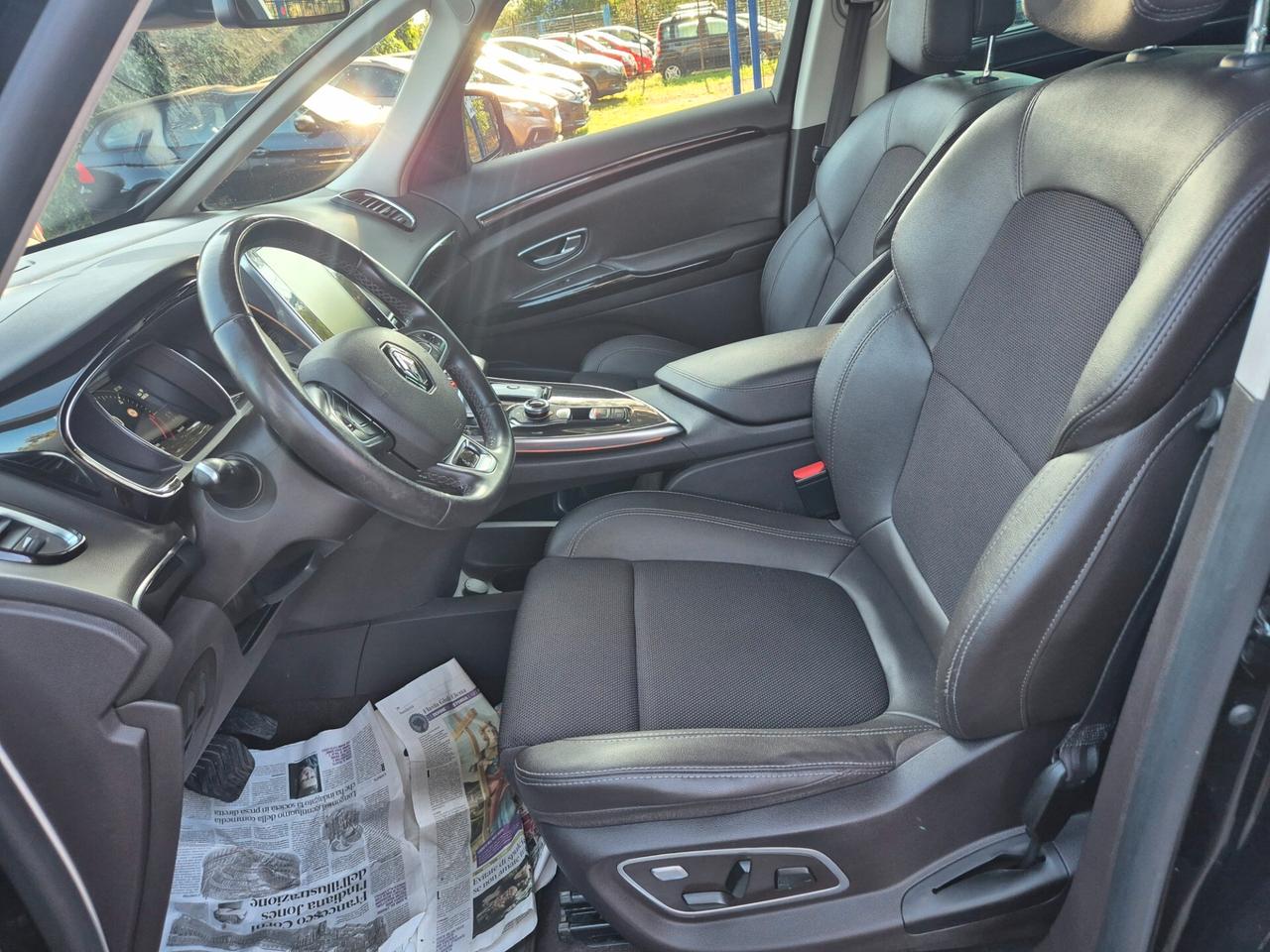 Renault Espace dCi 160CV EDC Energy Initiale Paris 4Control