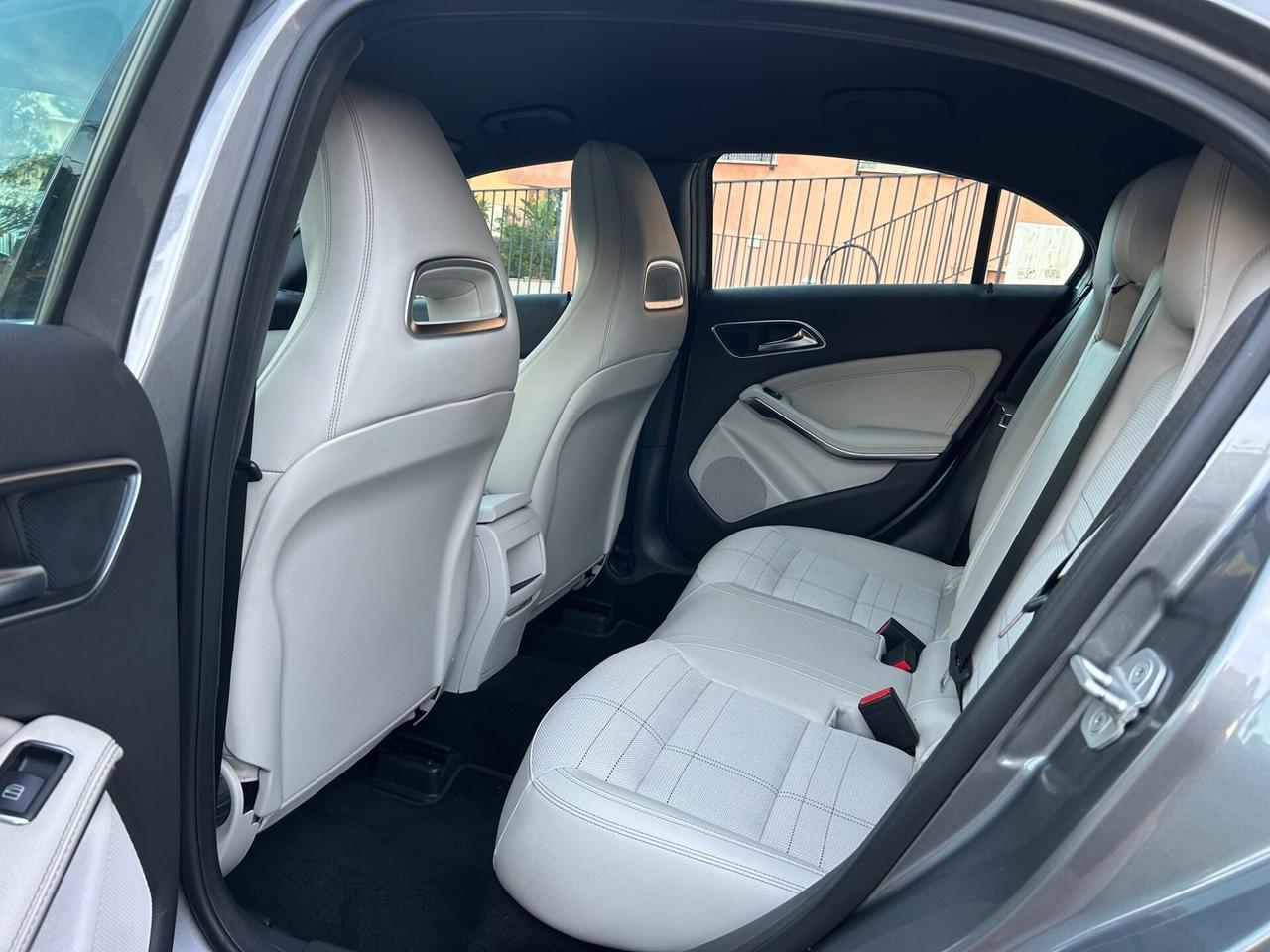 Mercedes-benz A 180 CDI Premium km verificati