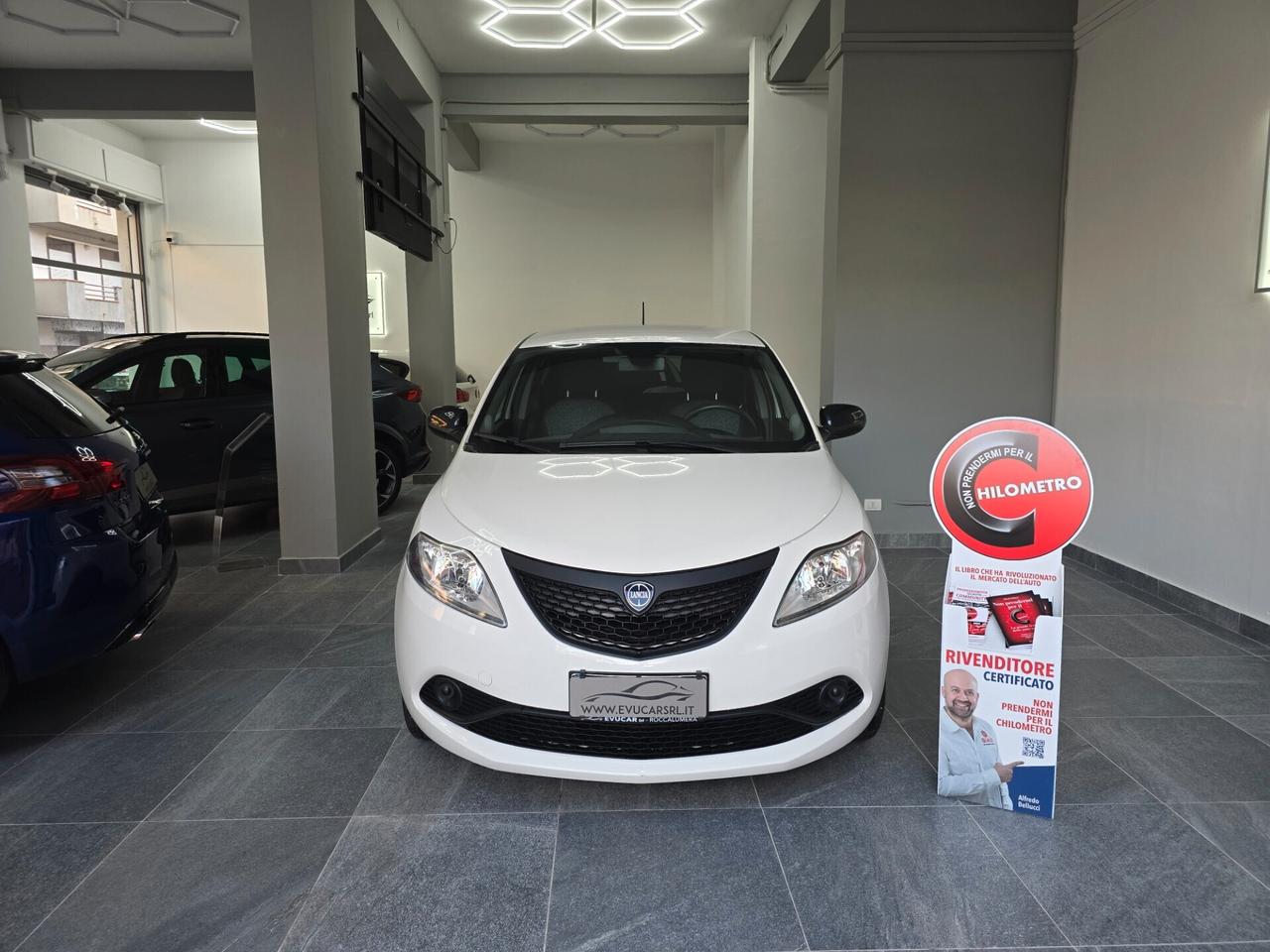 Lancia Ypsilon 1.0Hybrid 2021 40.000km