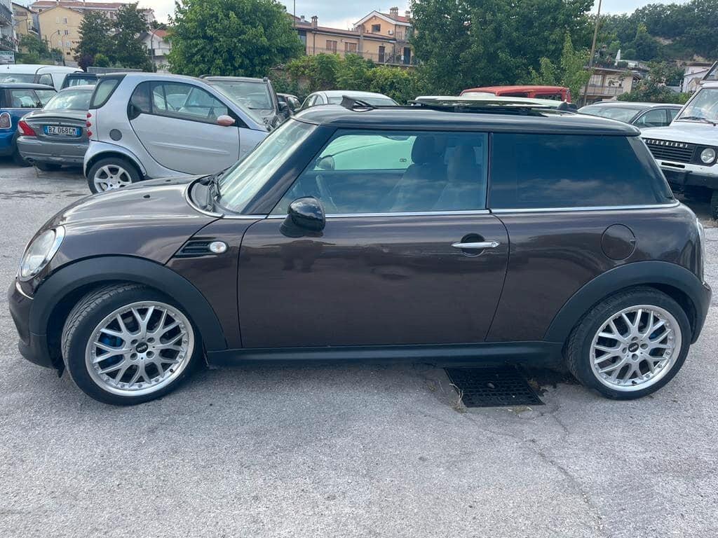 Mini Mini 2.0 16V Cooper D Automatica