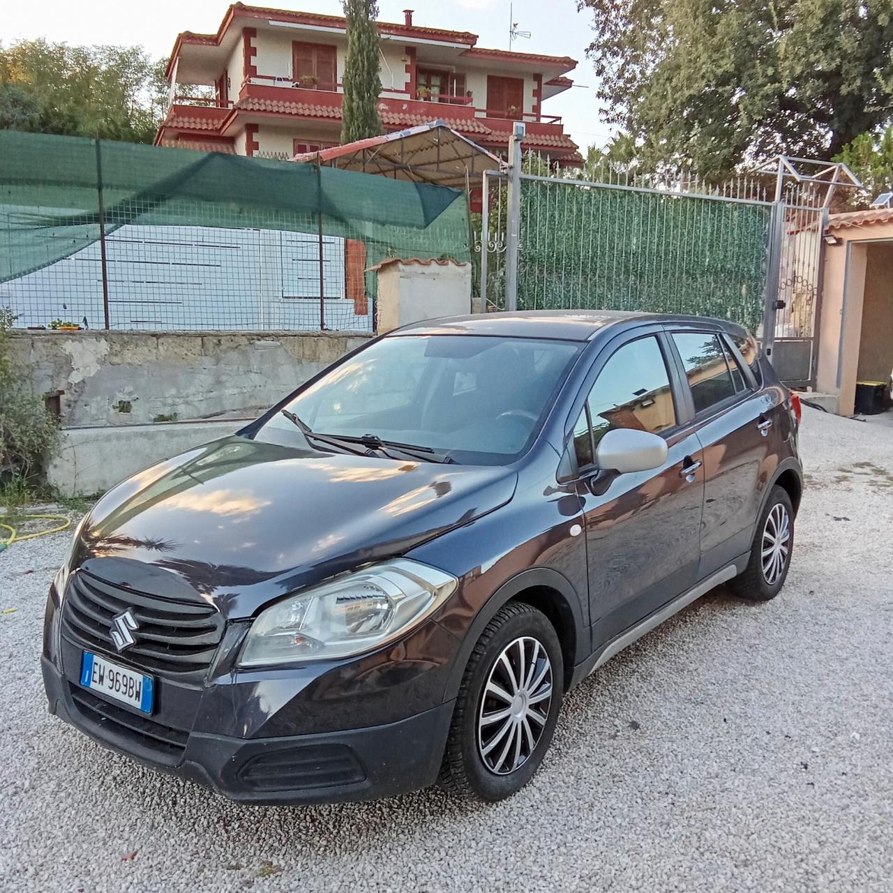 Suzuki S-Cross 1.6 DDiS Easy 014