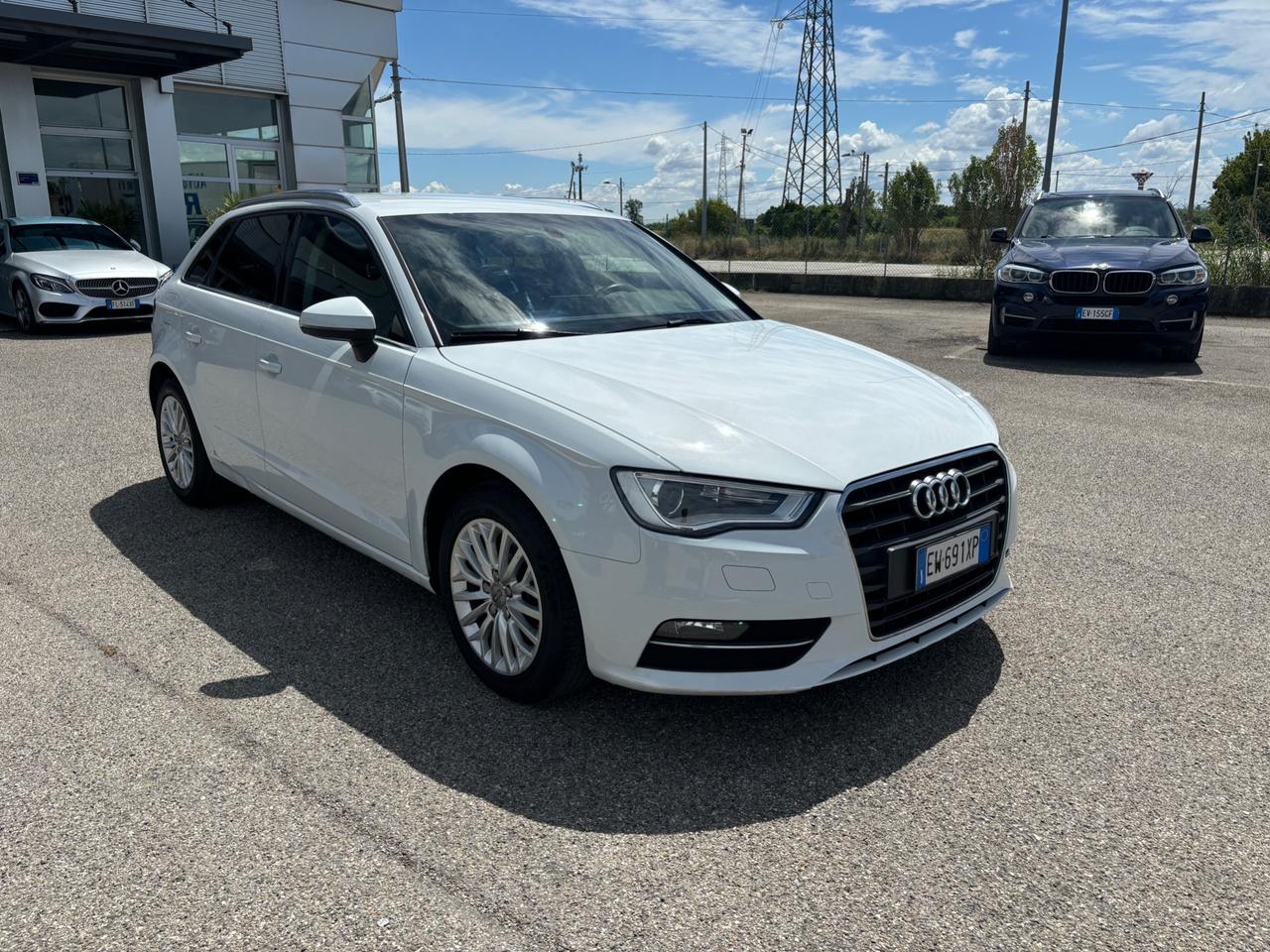 Audi A3 1.6 TDI clean diesel S tronic Ambition - 2014