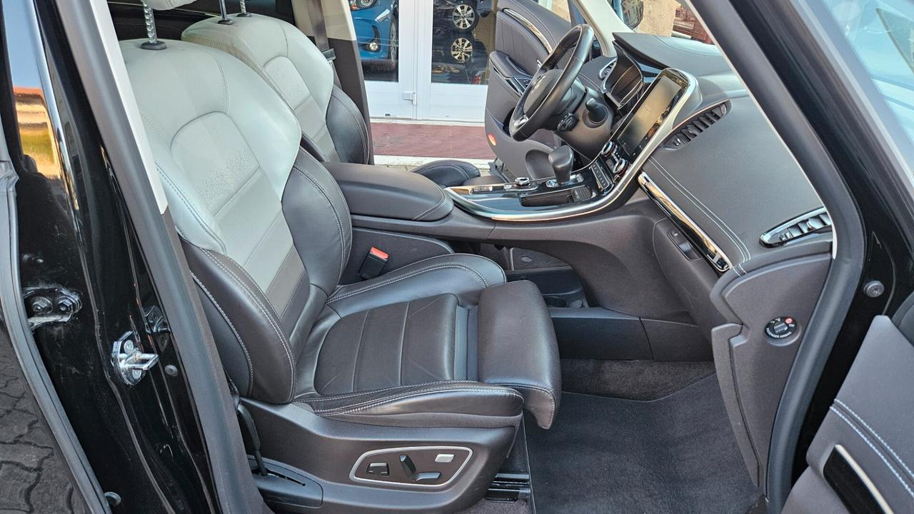 Renault Espace 2.0 dci Initiale Paris 4 CONTROL 200cv 7 POSTI edc