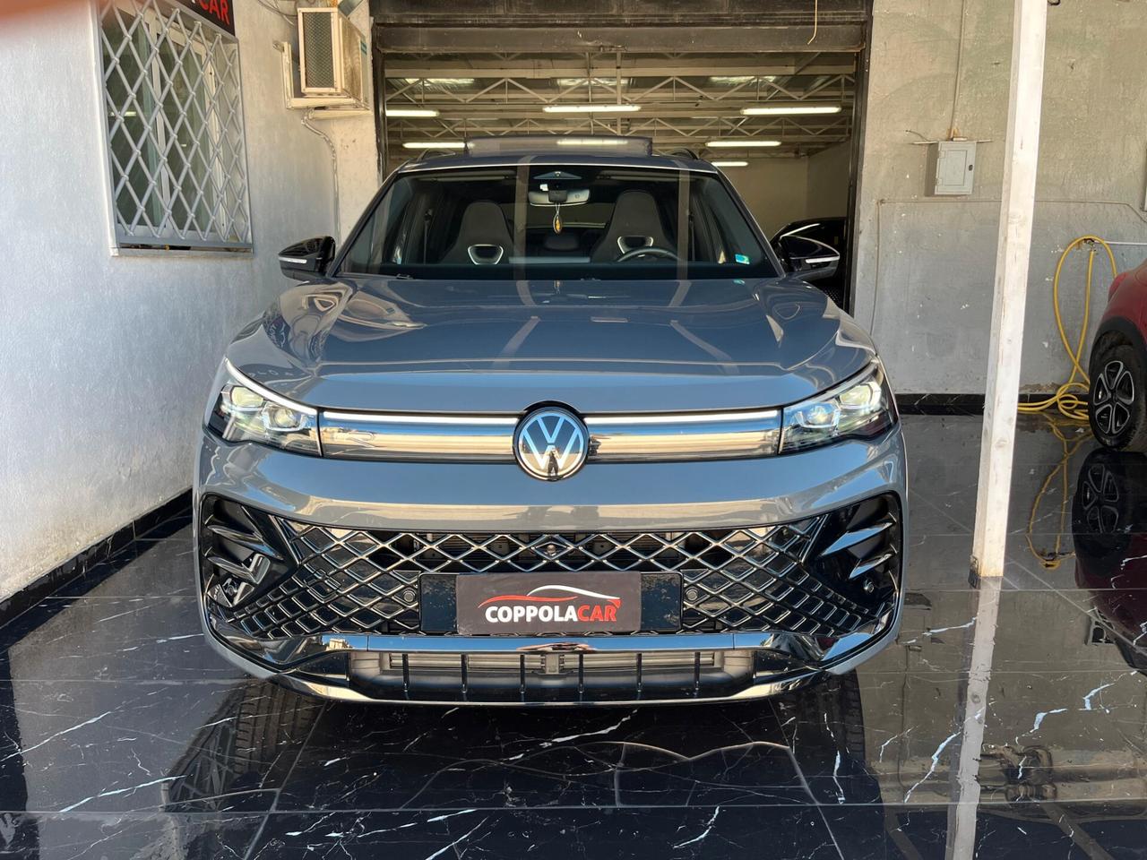 Volkswagen Tiguan 2.0 TDI 150 CV DSG R-Line Plus Valuto Permute