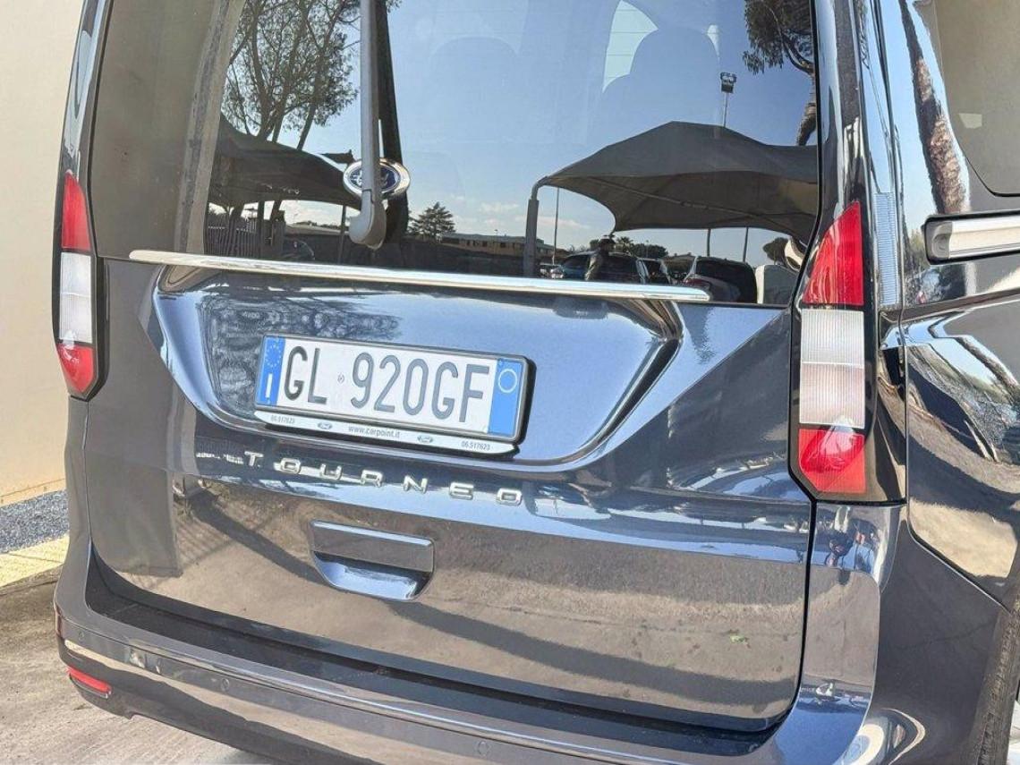FORD Tourneo Connect v761 2 0 ecoblue 122cv titanium