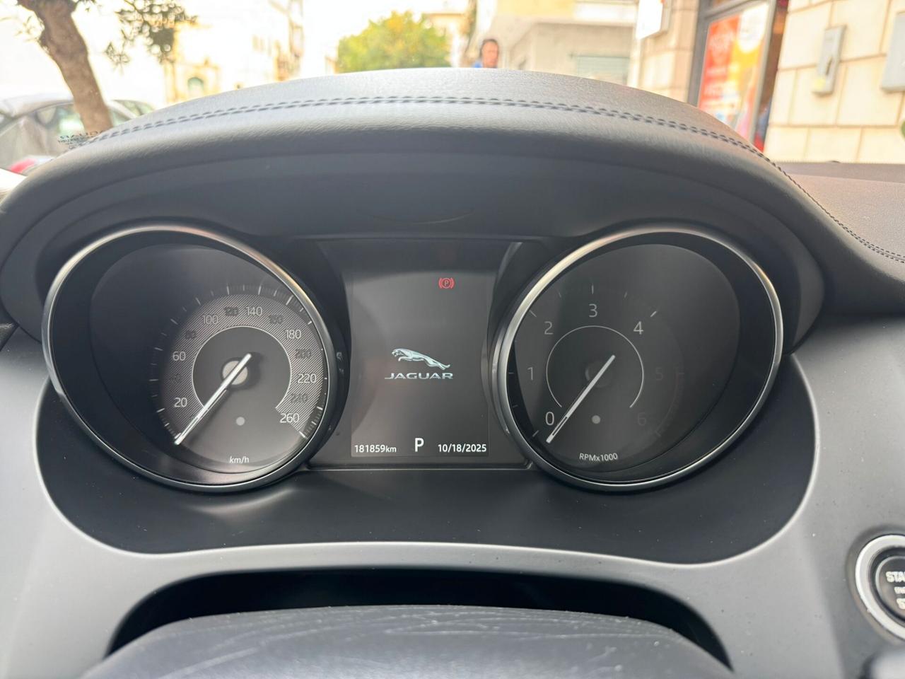 Jaguar E-Pace 2.0D 150 CV R-Dynamic
