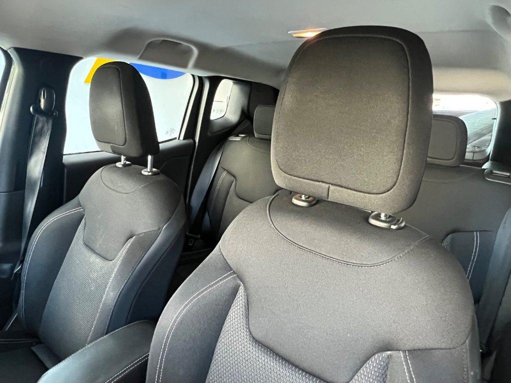 Jeep Renegade 1.6 Mjt DDCT 120 CV Limited da €199,00 mensili