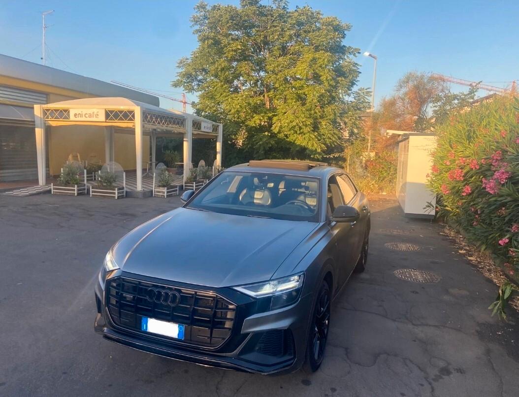 Audi Q8 SLine 50 TDI 286 CV quattro tiptronic Sport
