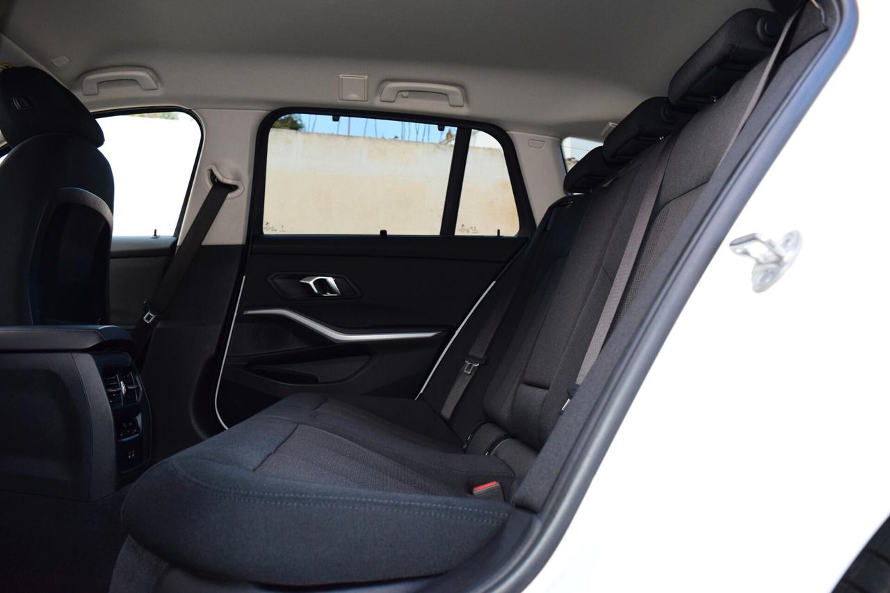 Bmw 318 d Touring Mhev 48v Steptronic Business Advantage