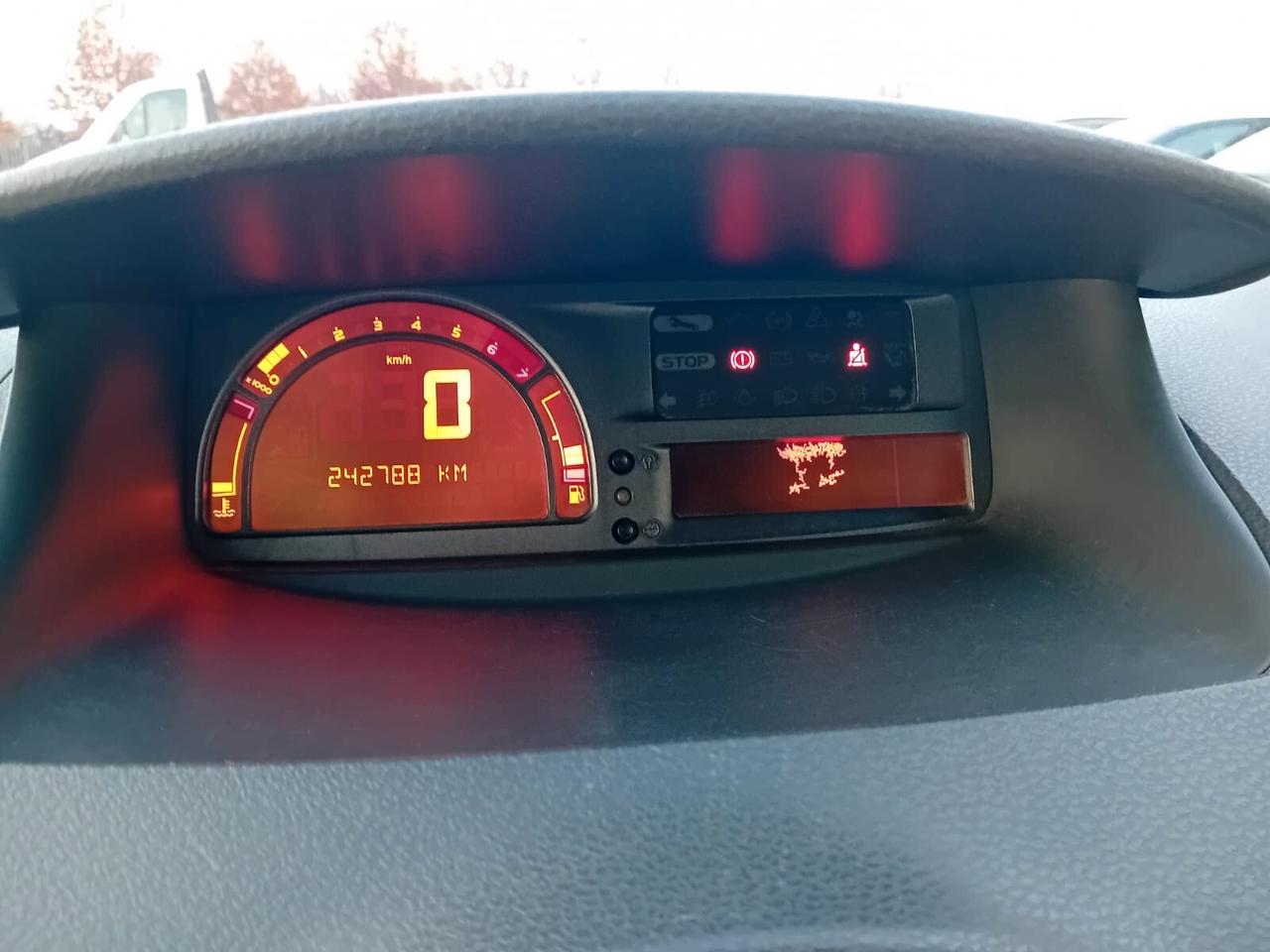 Renault Modus 1.2 16v Dynamique 75 cv E4