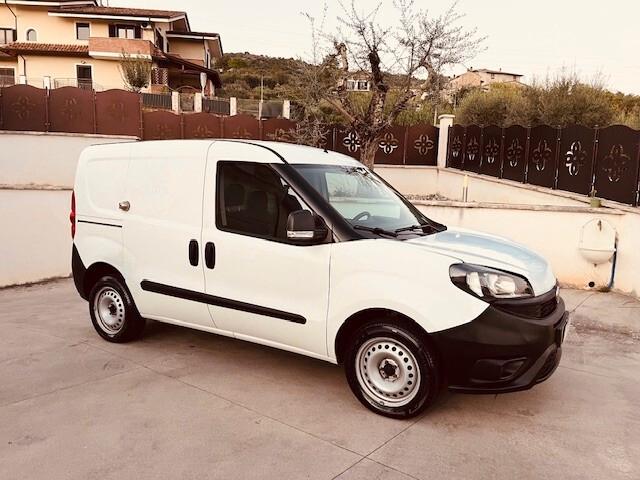 FIAT DOBLO NATURAL POWER 1.4 TJET 3POSTI CLIMA METANO