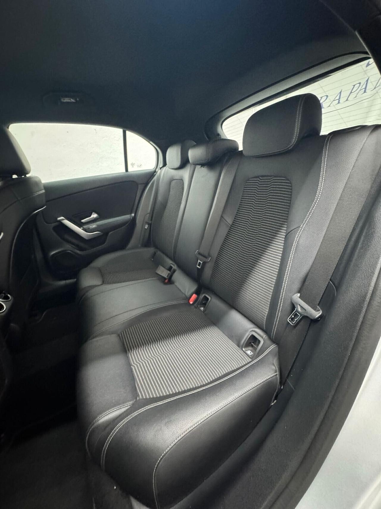 Mercedes-benz A 180 d Automatic Premium