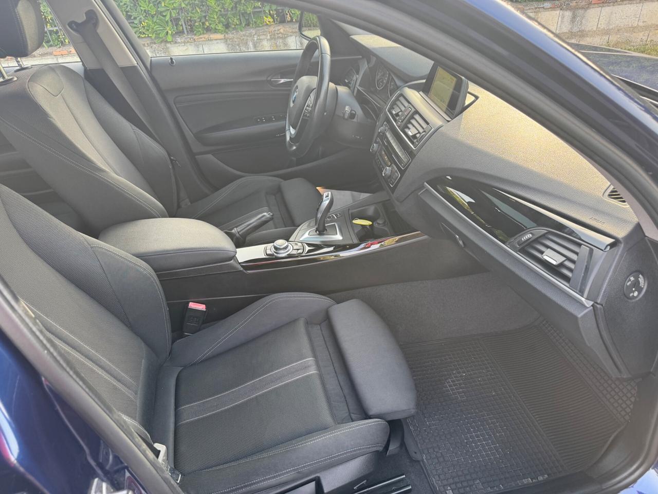Bmw 118 118d 5p. Msport