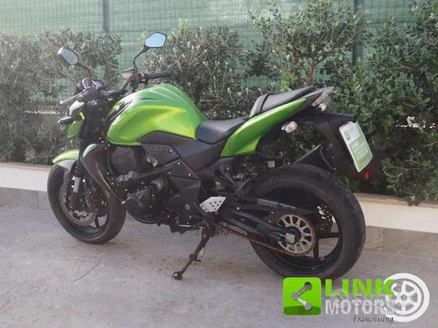 KAWASAKI Z 750 R * 95,00 al mese*