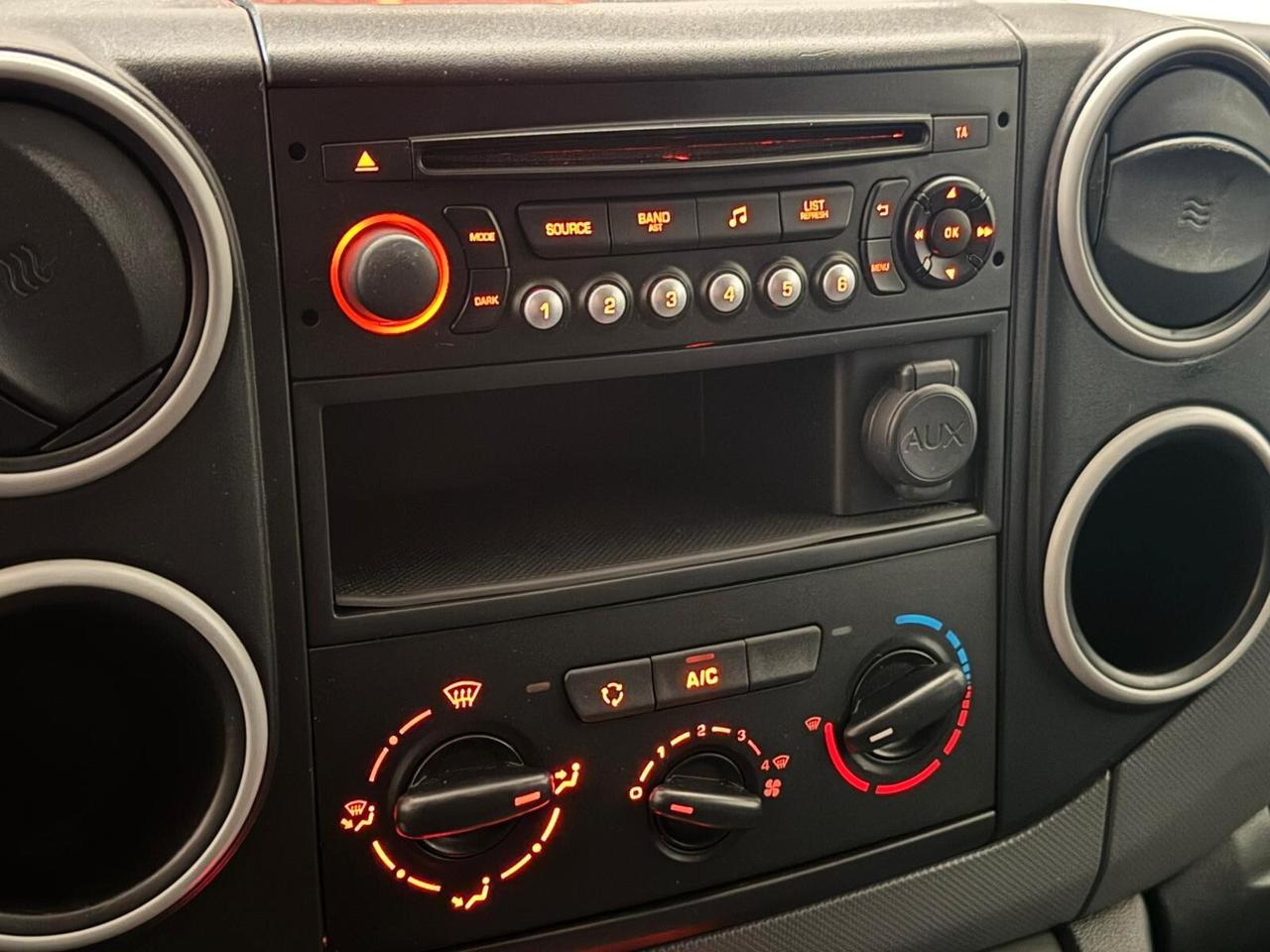 Citroen Berlingo bluehdi 75 3posti Club van