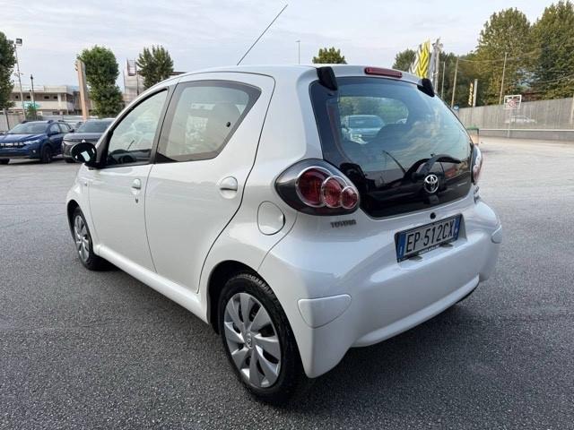 TOYOTA Aygo 1.0 12V VVT-i 3 porte Lounge Connect