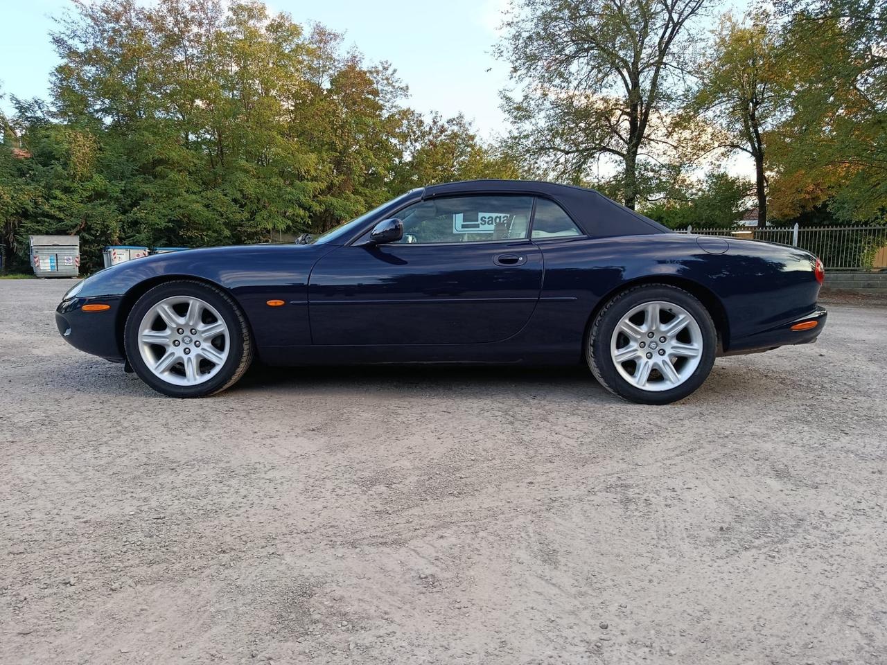 Jaguar XK8 Cabrio