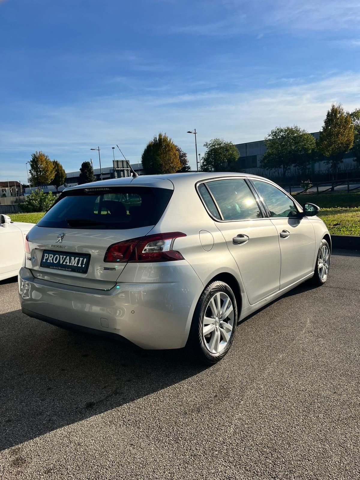 Peugeot 308 Neopatentati