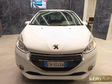PEUGEOT 208 1° serie 1.2 VTi 82 CV 5 porte Allure