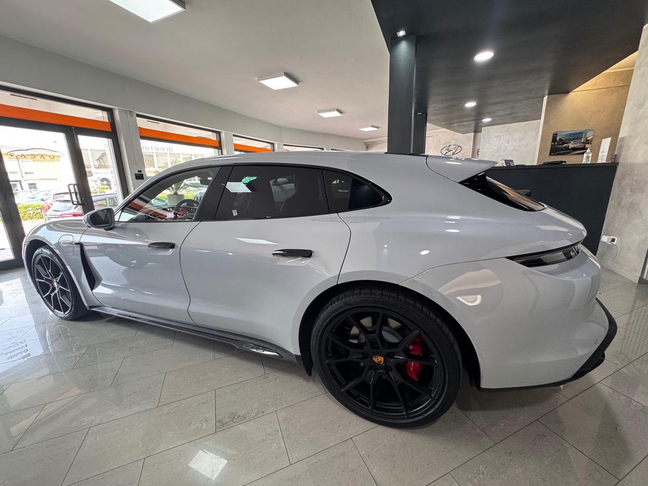 Porsche Taycan GTS #5837