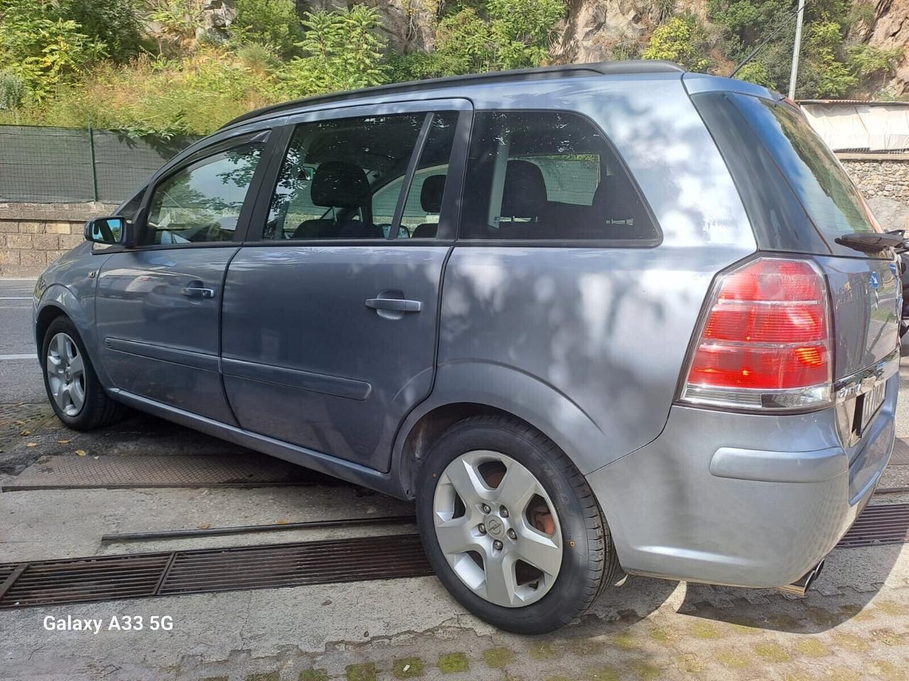 Opel Zafira 1.9 CDTI 120CV Cosmo 7 POSTI.