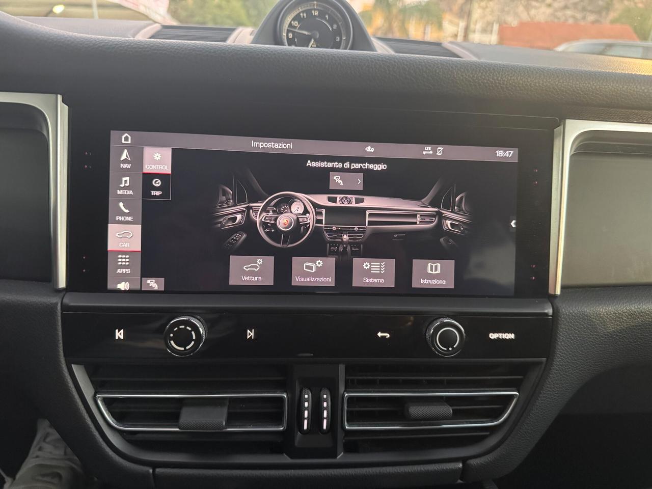 PORSCHE MACAN FULL BLACK ( IVA ESPOSTA )