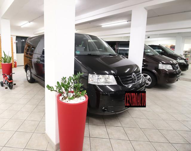 VOLKSWAGEN Multivan VW T5 2.5 tdi 131cv 7Posti Tetto Klima G.traino