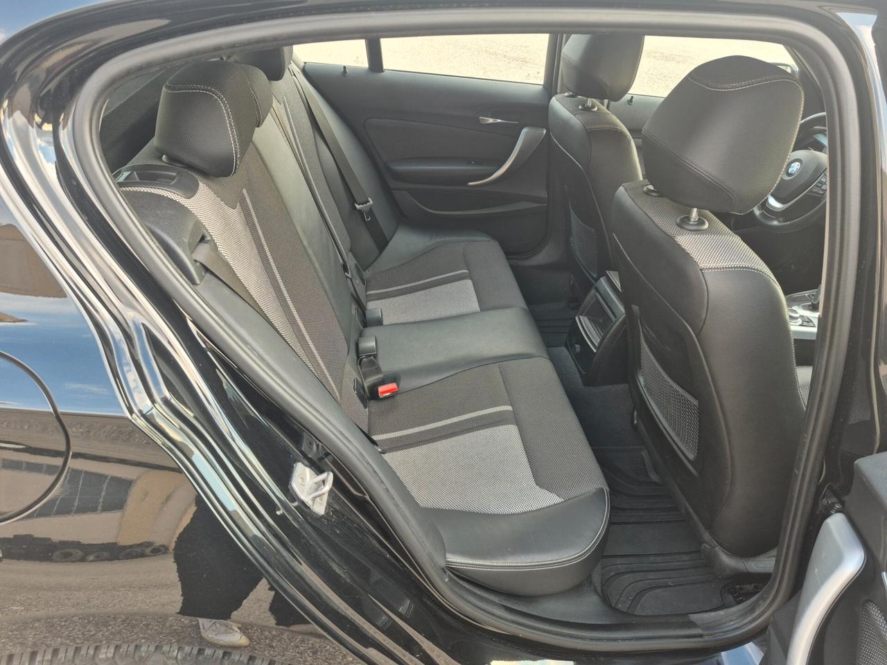 Bmw 116 116d 5p. Efficient Dynamics Urban