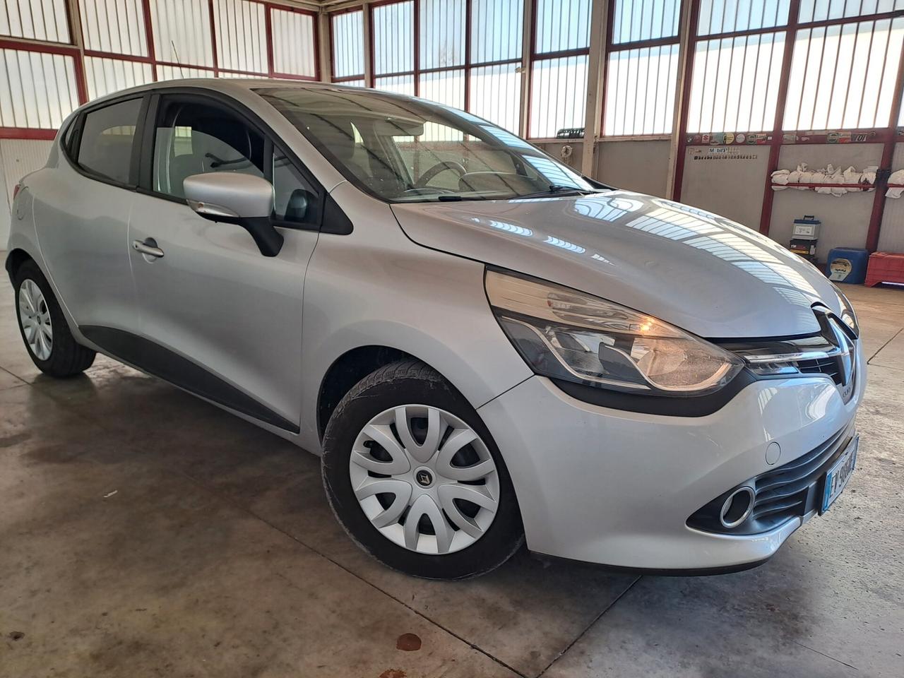 Renault Clio 1.2 75CV 5 porte Live