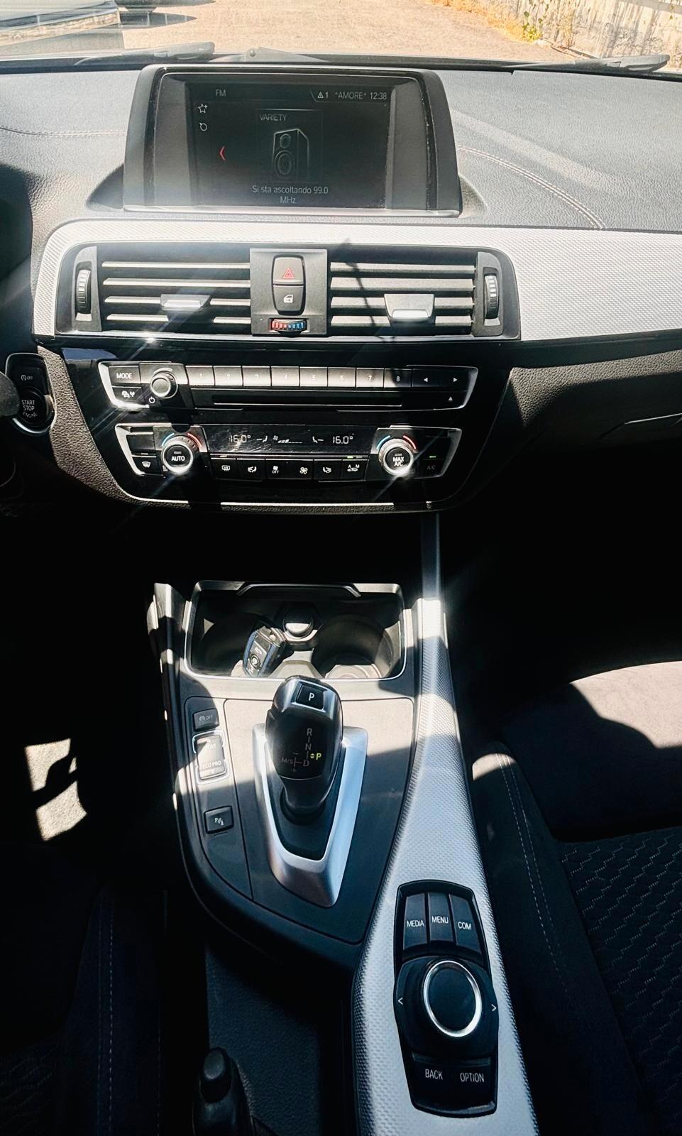 Bmw 118 118d 5p. Msport
