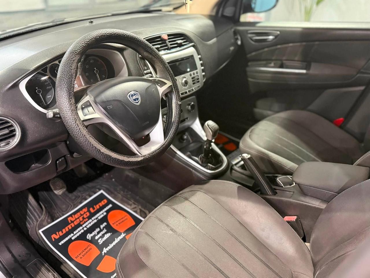 Lancia delta 1.6 Mjt 120cv Oro 2009