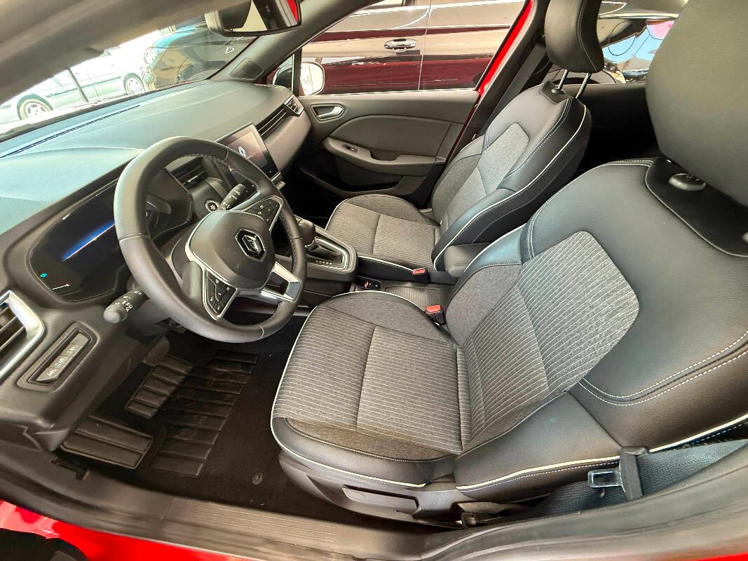 Renault Clio RENAULT CLIO 1.6 E-Tech hybrid Intens 140cv auto FINANZIABILE