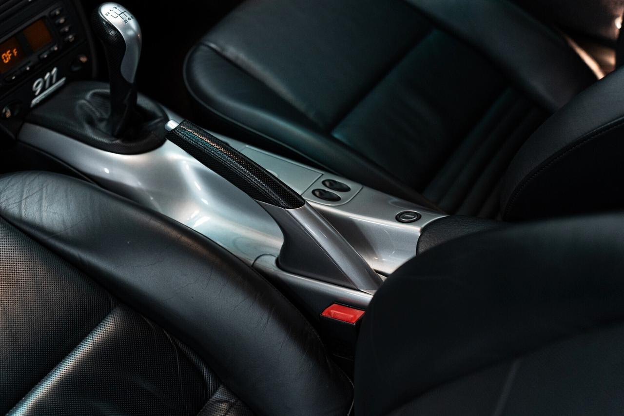 Porsche 911 Carrera 996 Quarantesimo anniversario