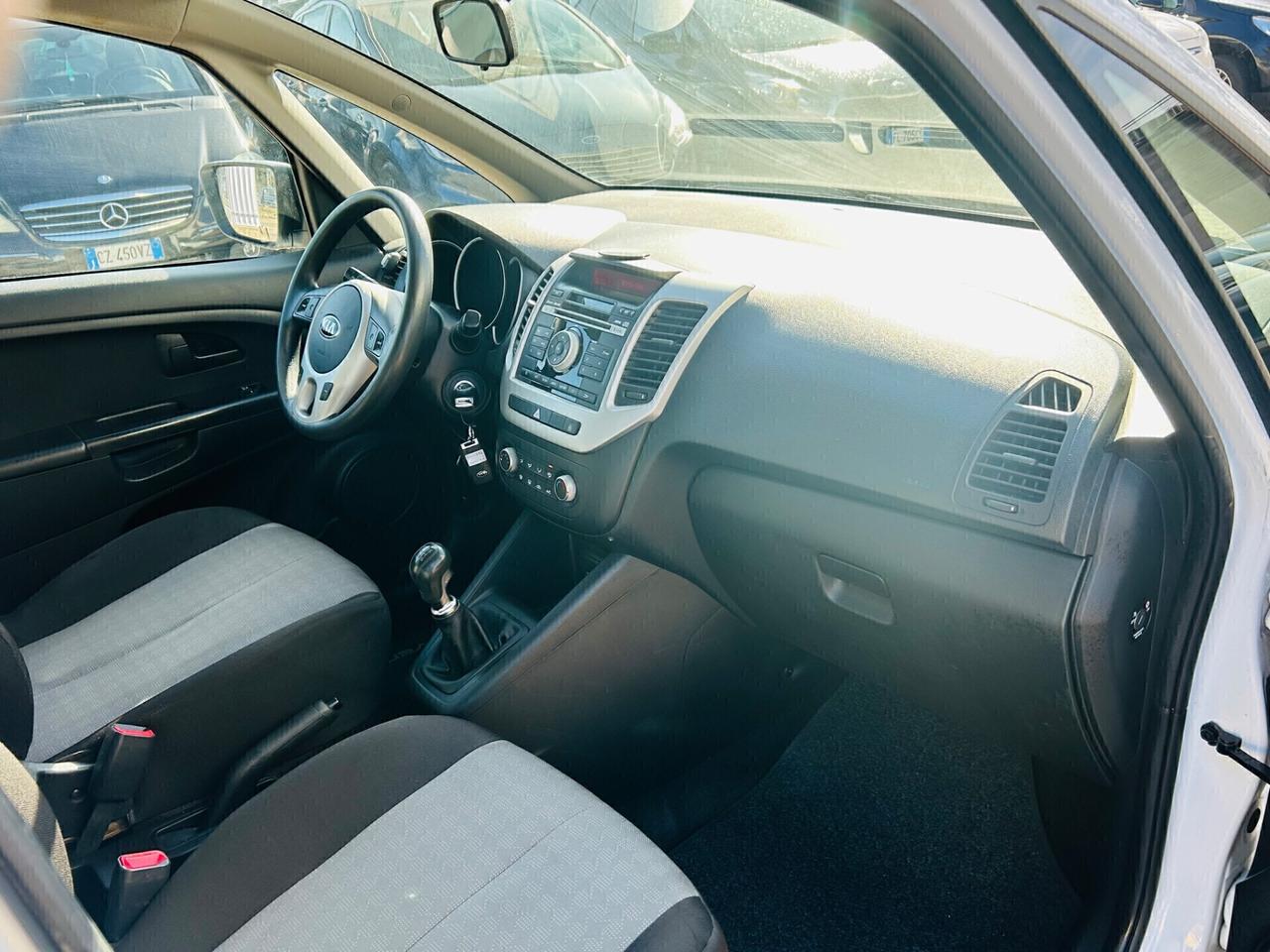 Kia Venga 1.4 CRDi 90CV Cool