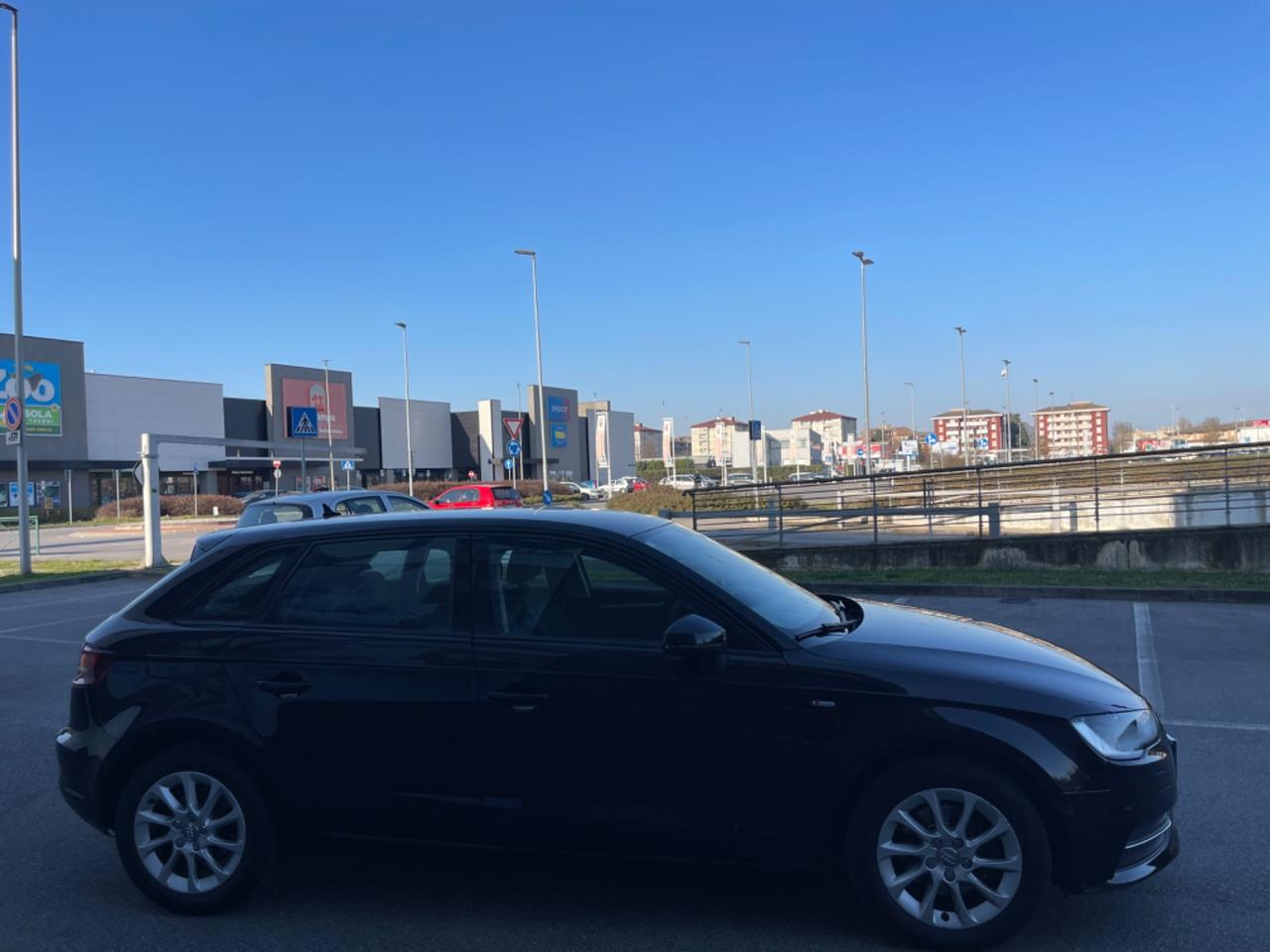 Audi A3 1.6 TDI S tronic Attraction