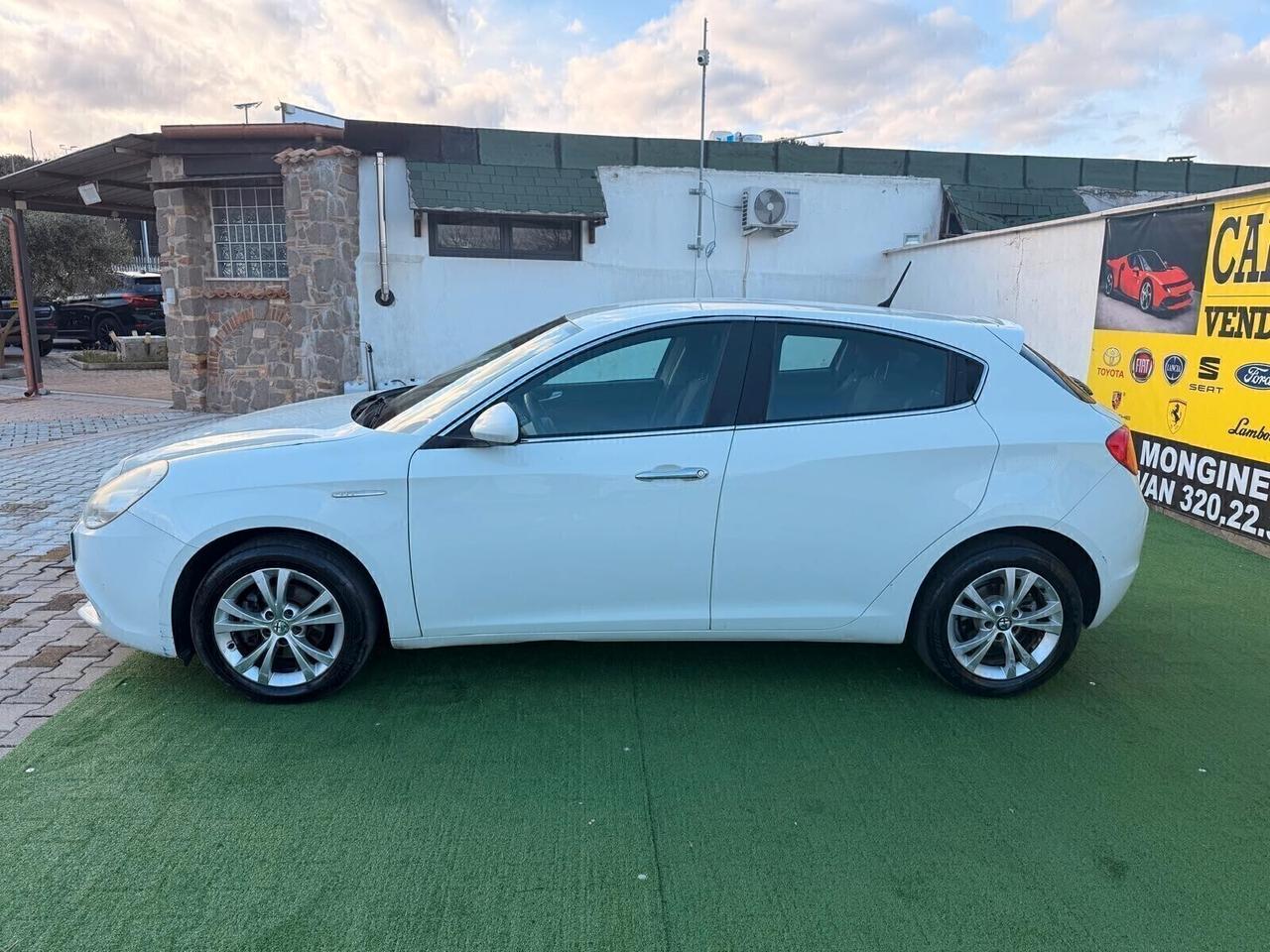 Alfa Romeo Giulietta 1.6 JTDm-2 105 CV Distinctive