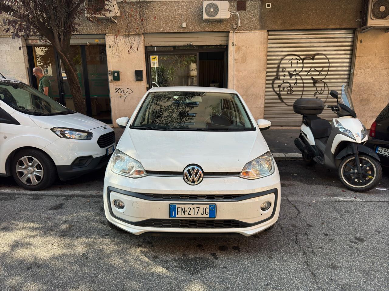 Volkswagen up! 1.0 5p. move up!