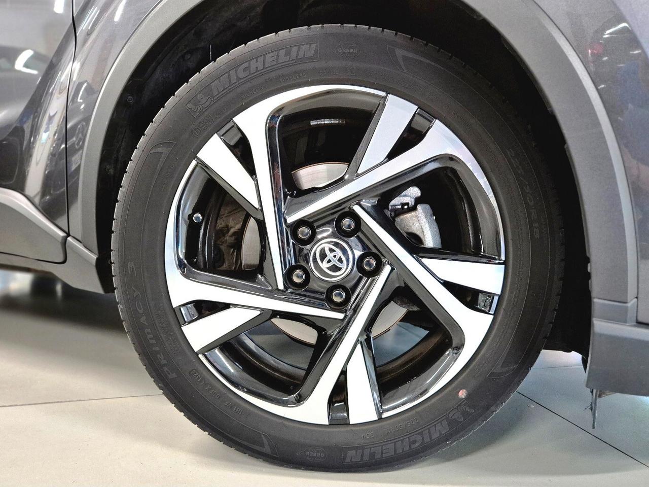 Toyota C-HR 2.0 Hybrid E-CVT Morebusiness