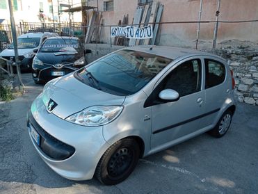 Peugeot 107 1.0 68CV 5p. AUTOMATICA