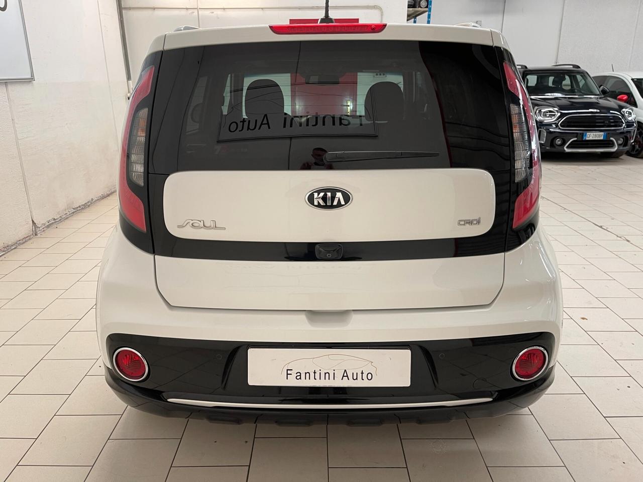Kia Soul Your 1.6 crdi 16v c.auto-Ok Neopatentati-LEGGI SOTTO