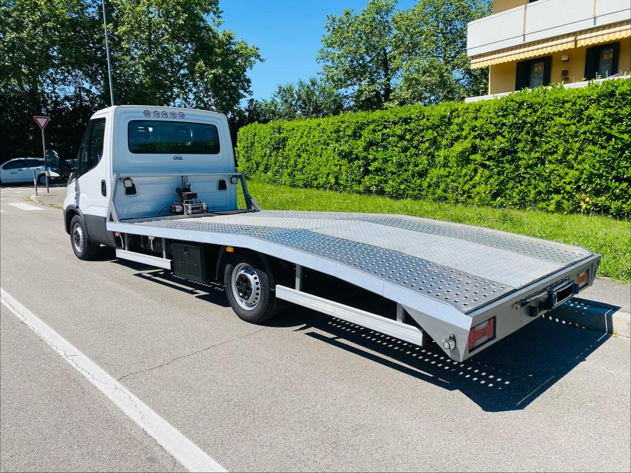 Iveco Daily 3.0diesel carroattrezzi 2021