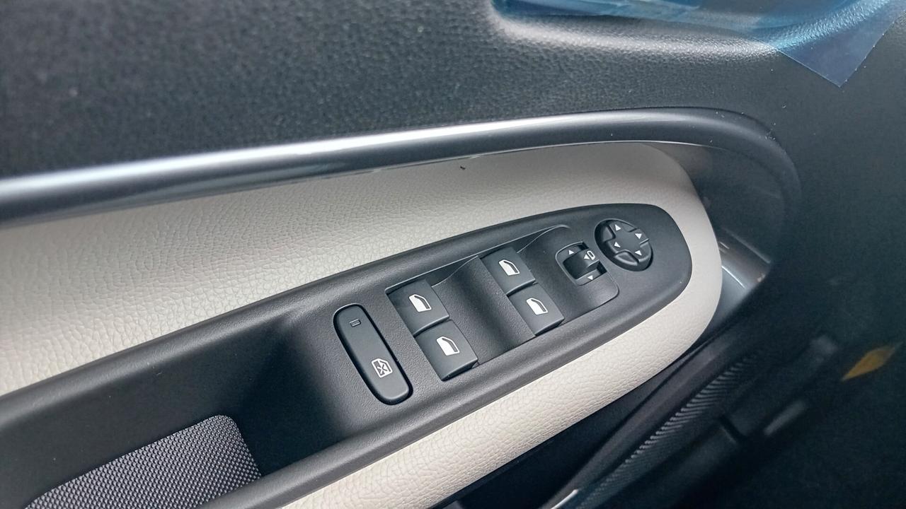 Fiat 600 1.2 Hybrid 145 CV DCT MHEV La Prima * SENZA VINCOLO DI FINANZIAMENTO*