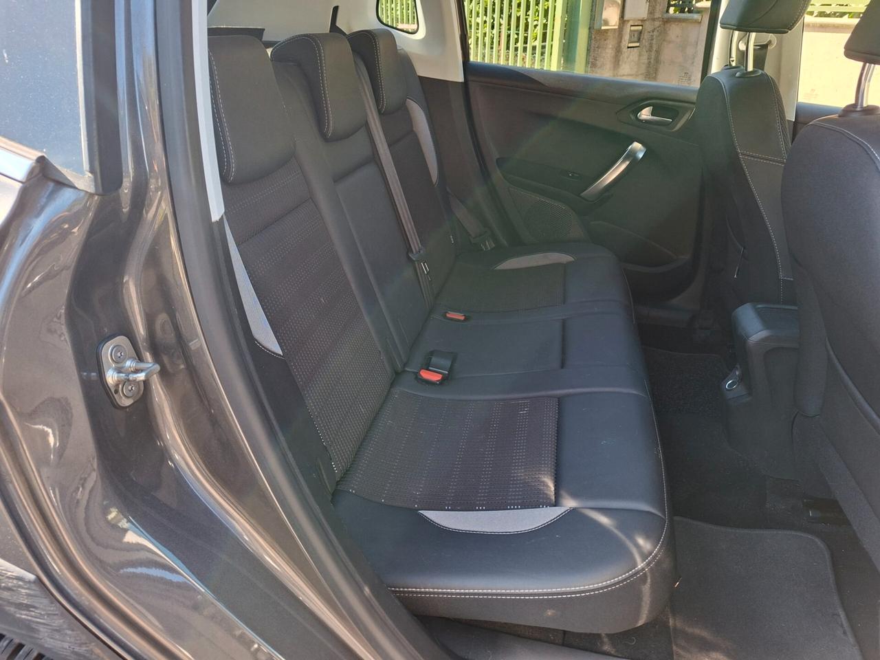 Peugeot 2008 1.2 BENZINA / DA NEOPATENTATI