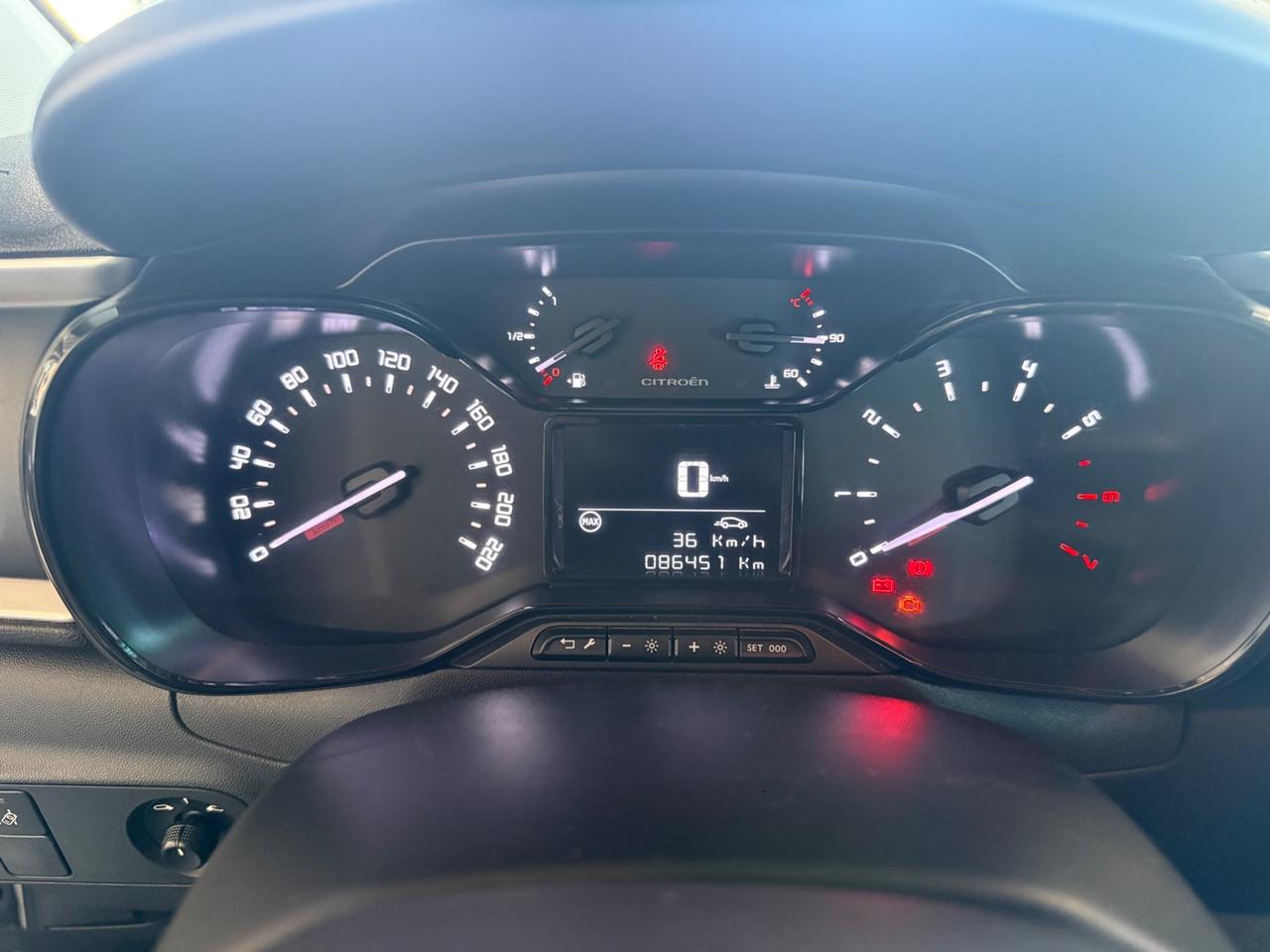 Citroen C3 PureTech 82 Shine my17" 86000km
