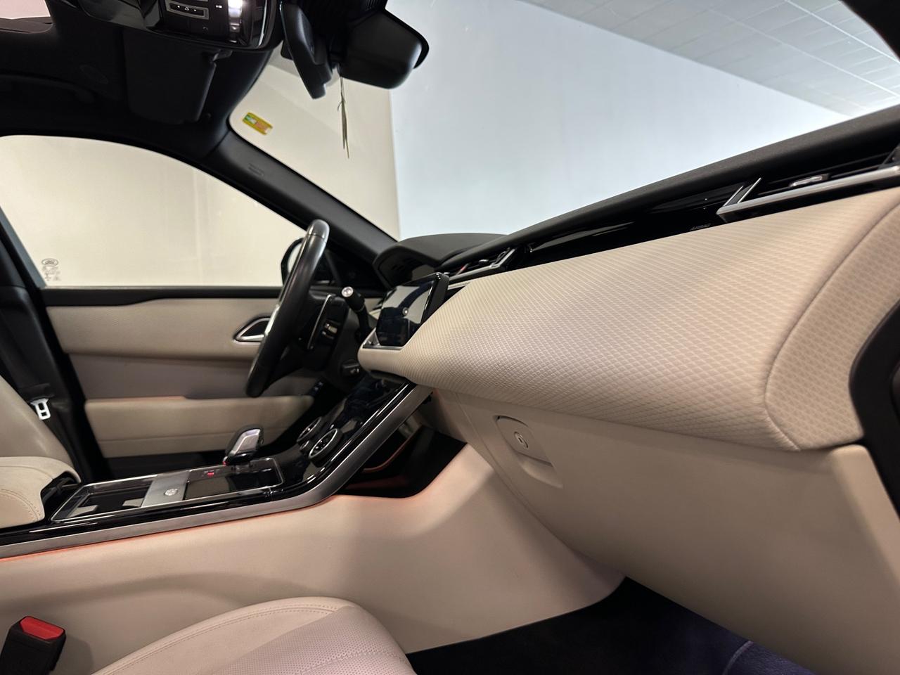 Land Rover Range Velar 2.0D I4 204 CV Edition R-DYNAMIC S
